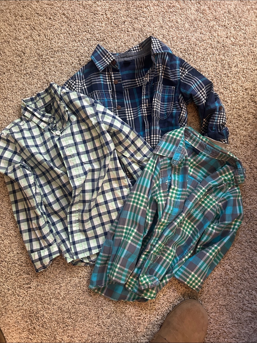 3pack button ups gap